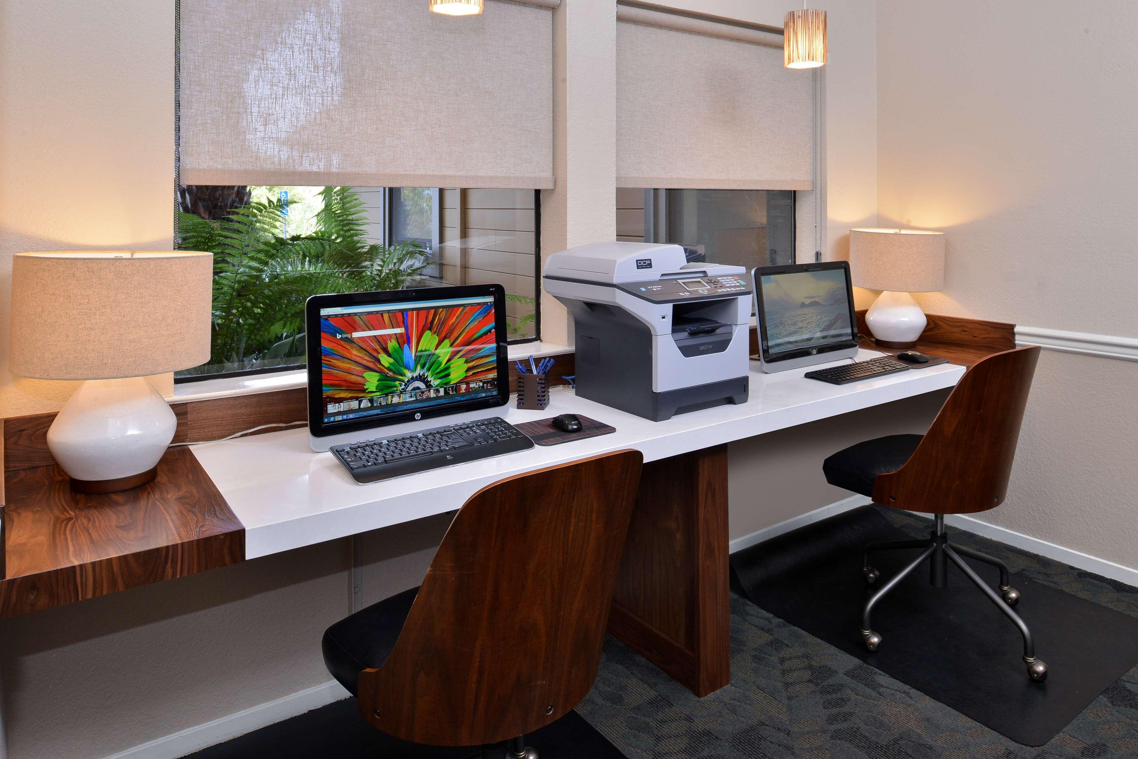 Best Western Plus Novato Oaks Inn Экстерьер фото