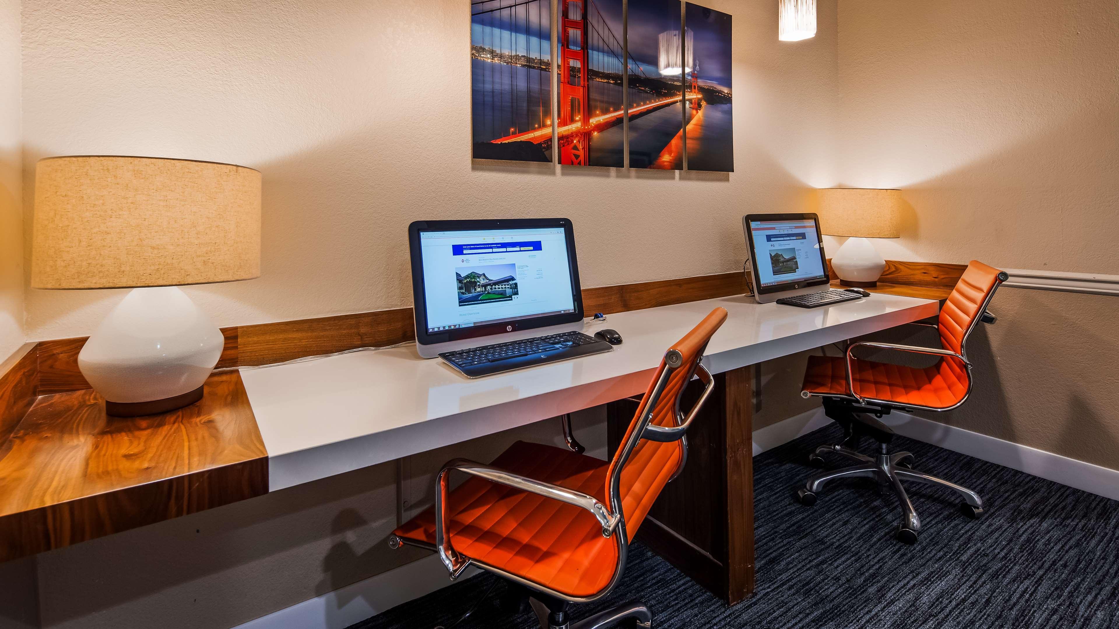 Best Western Plus Novato Oaks Inn Экстерьер фото