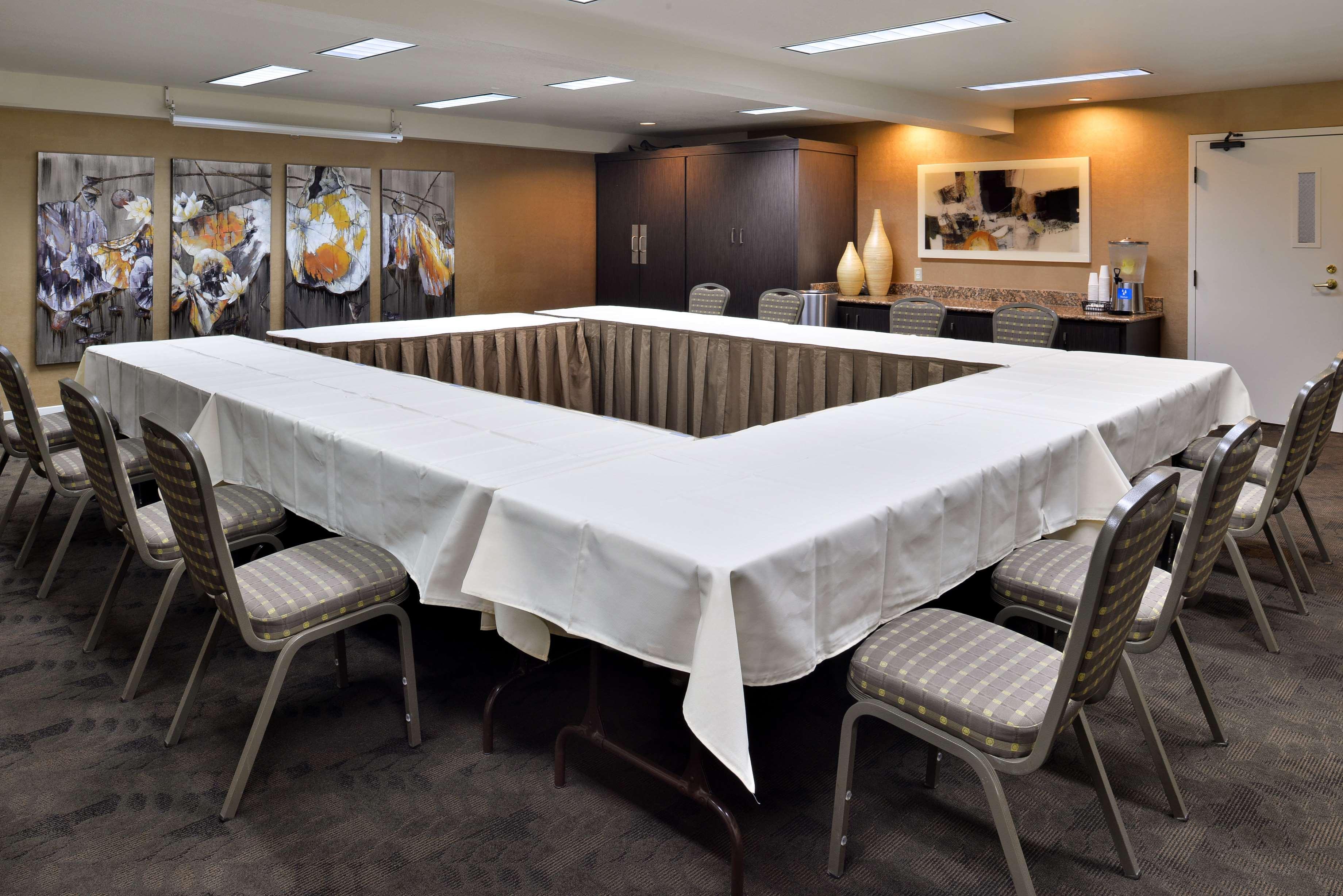 Best Western Plus Novato Oaks Inn Экстерьер фото