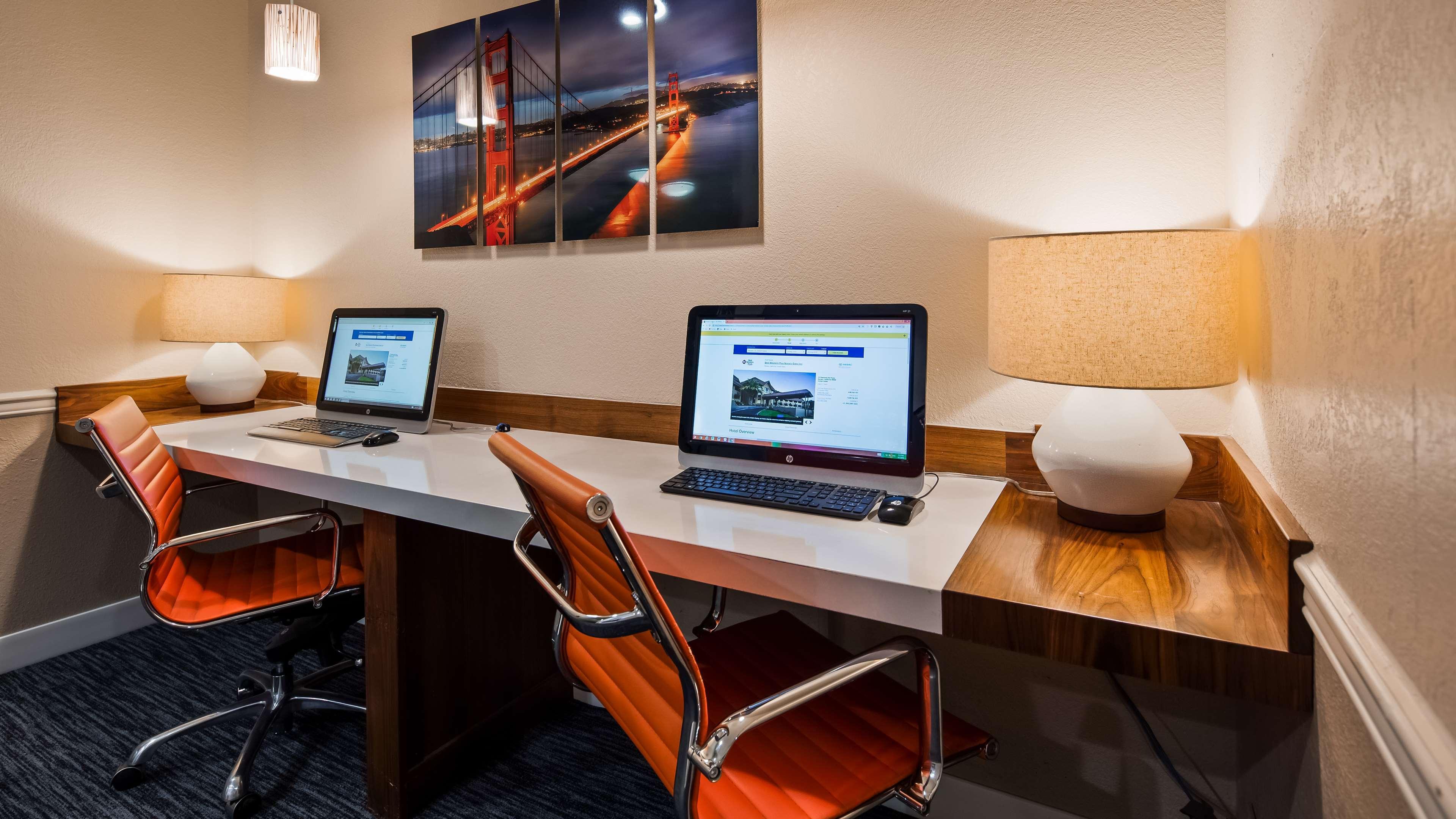 Best Western Plus Novato Oaks Inn Экстерьер фото
