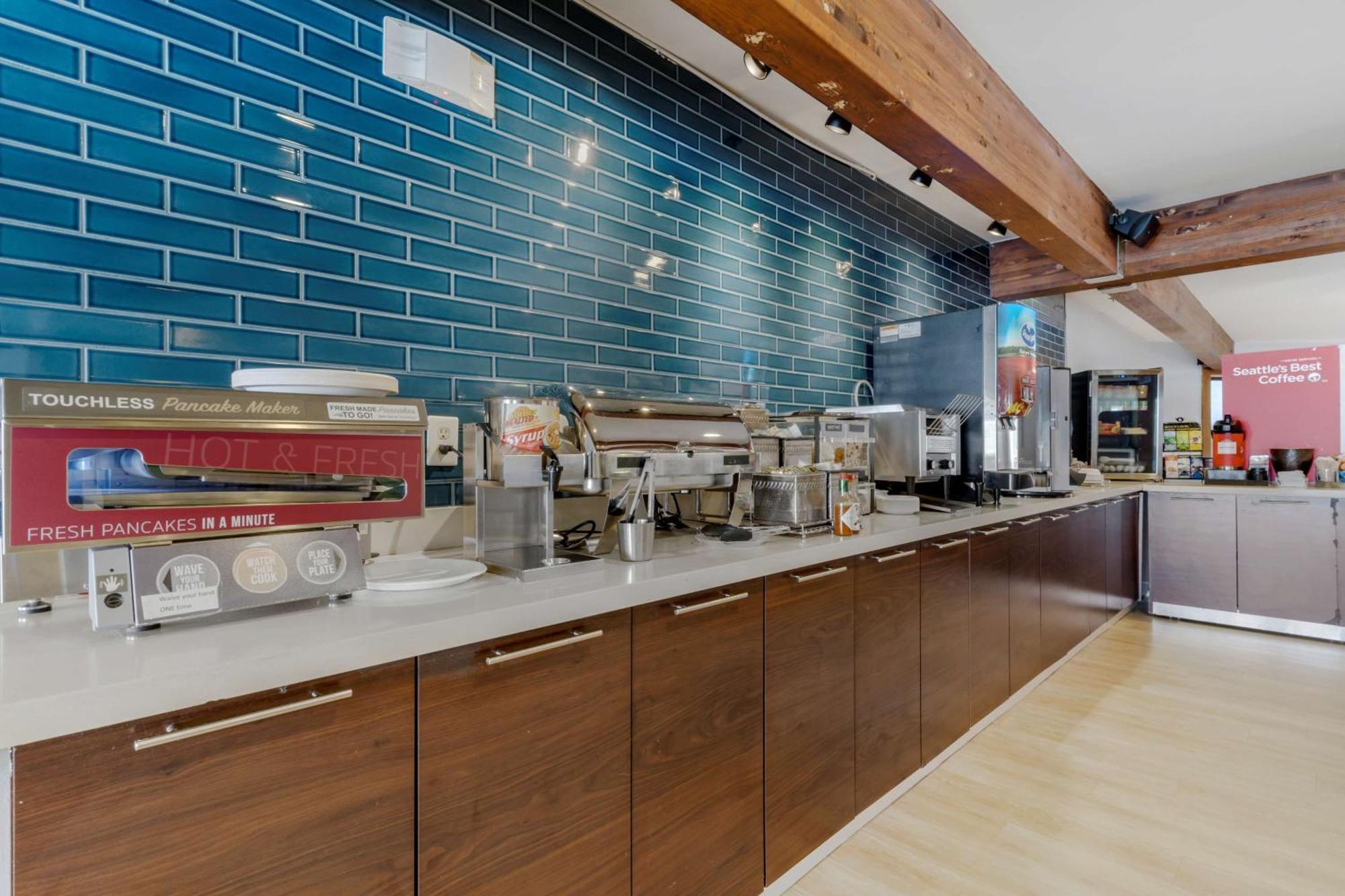 Best Western Plus Novato Oaks Inn Экстерьер фото