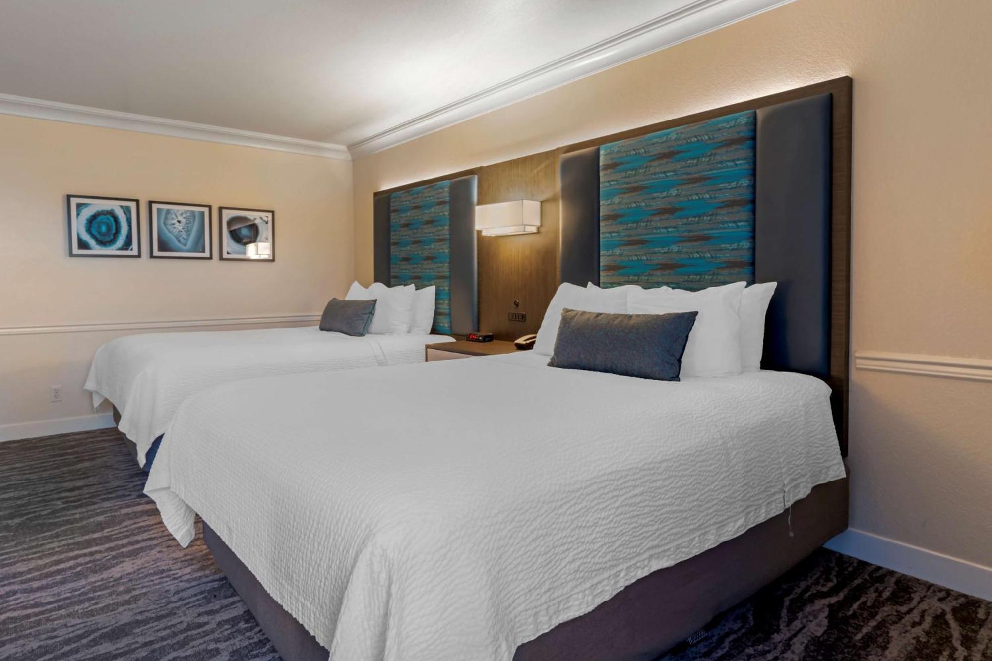 Best Western Plus Novato Oaks Inn Экстерьер фото