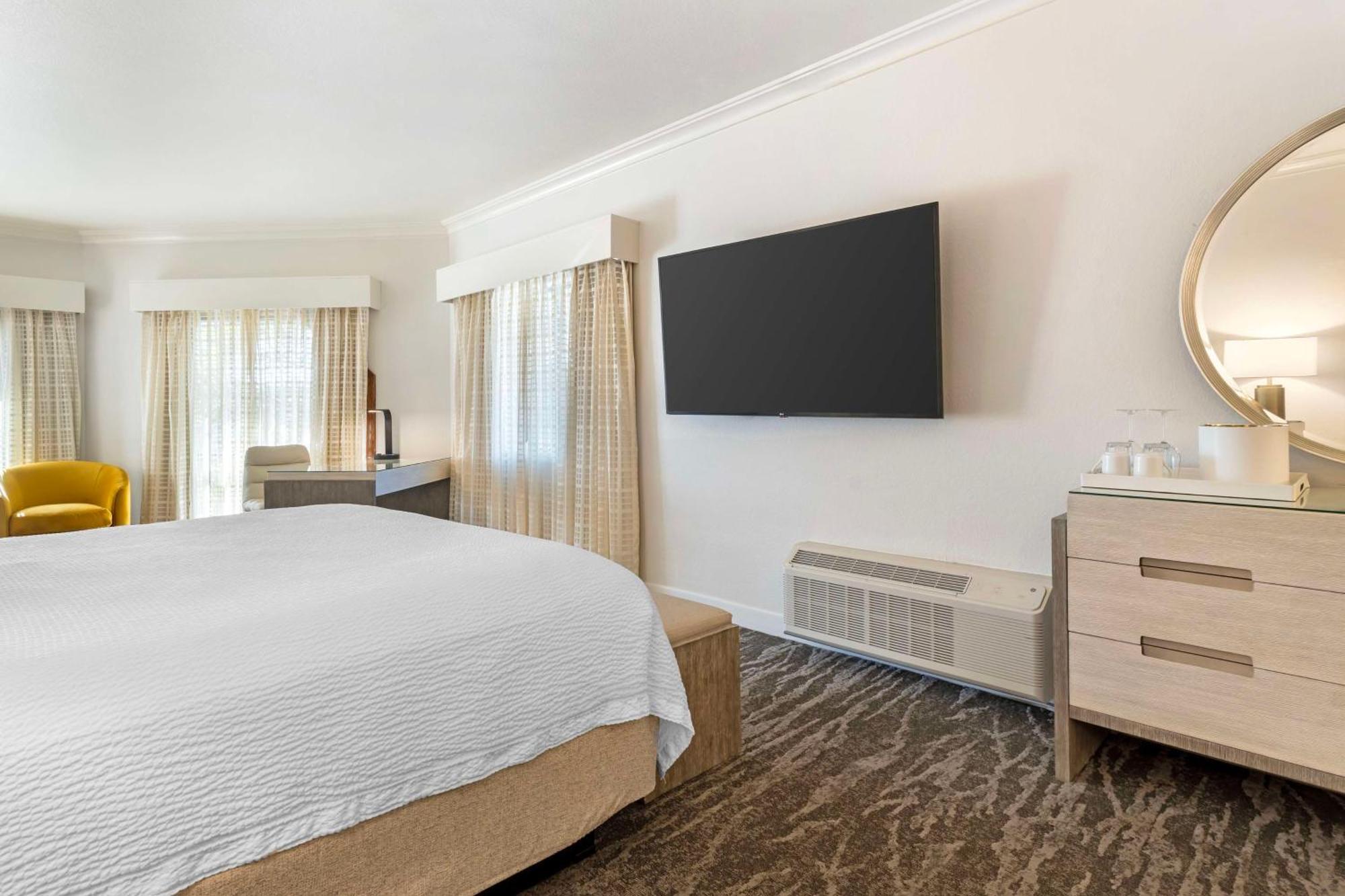 Best Western Plus Novato Oaks Inn Экстерьер фото